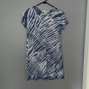 Crown of hearts girls blue tie dye dress‎ large